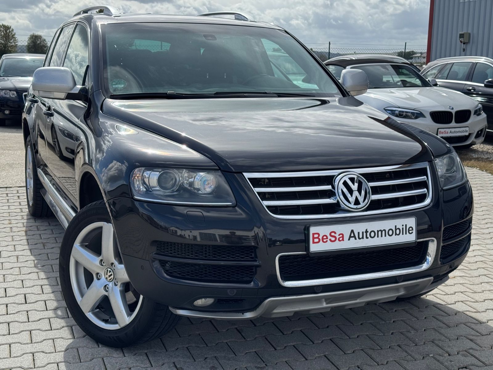 Volkswagen Touareg 3.0 TDI Kong Leder Navi Kamera AHK 3,5t!