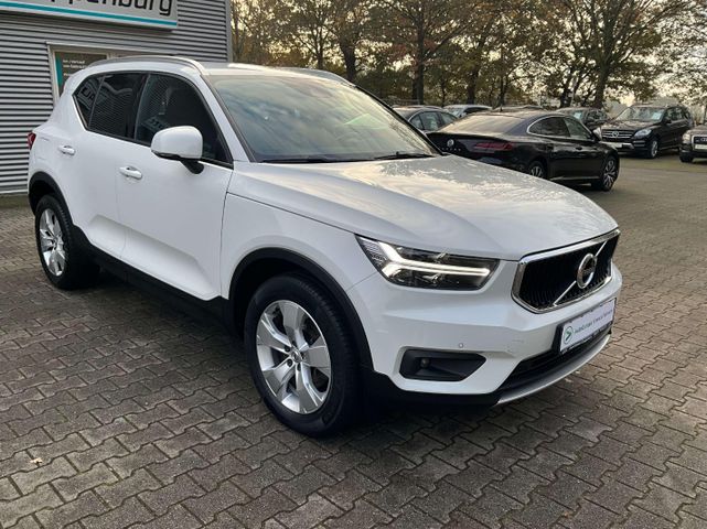 Volvo XC40 D4 AWD Geartronic  Momentum 