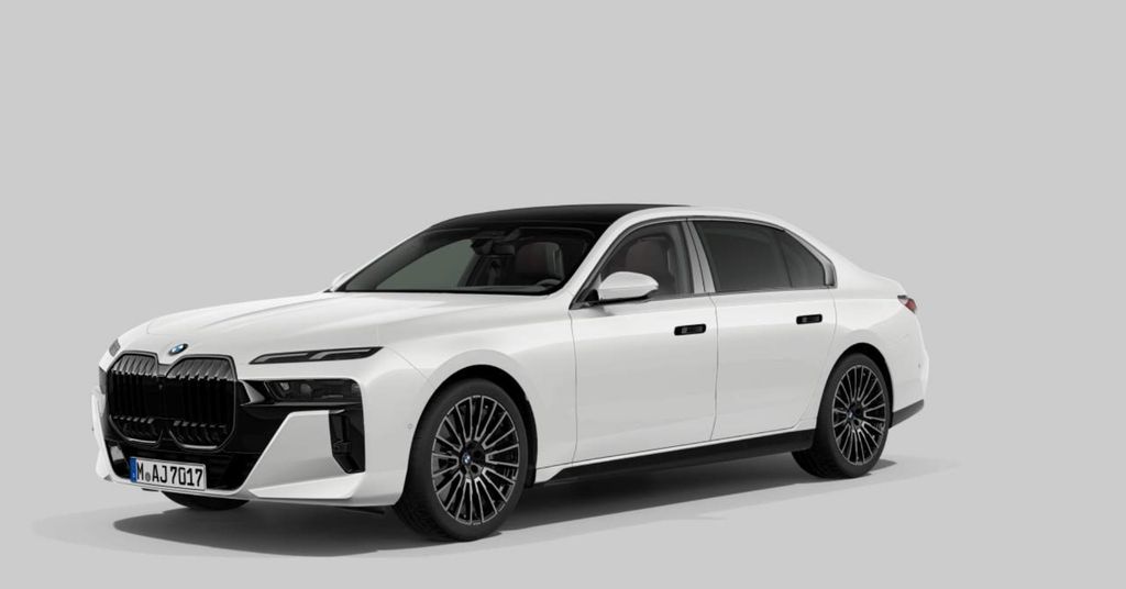 Image of BMW 740