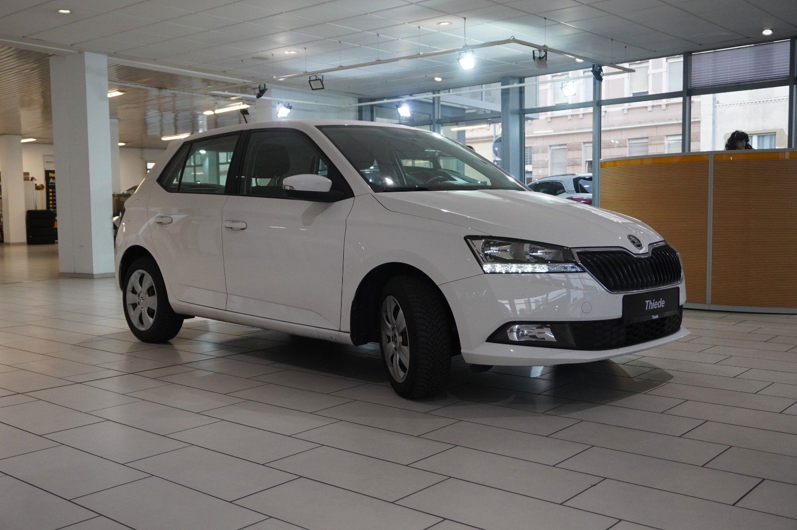 Fahrzeugabbildung SKODA Fabia 1.0 ACTIVE 5-TÜR LED/KLIMA/USB/NEBEL/BT