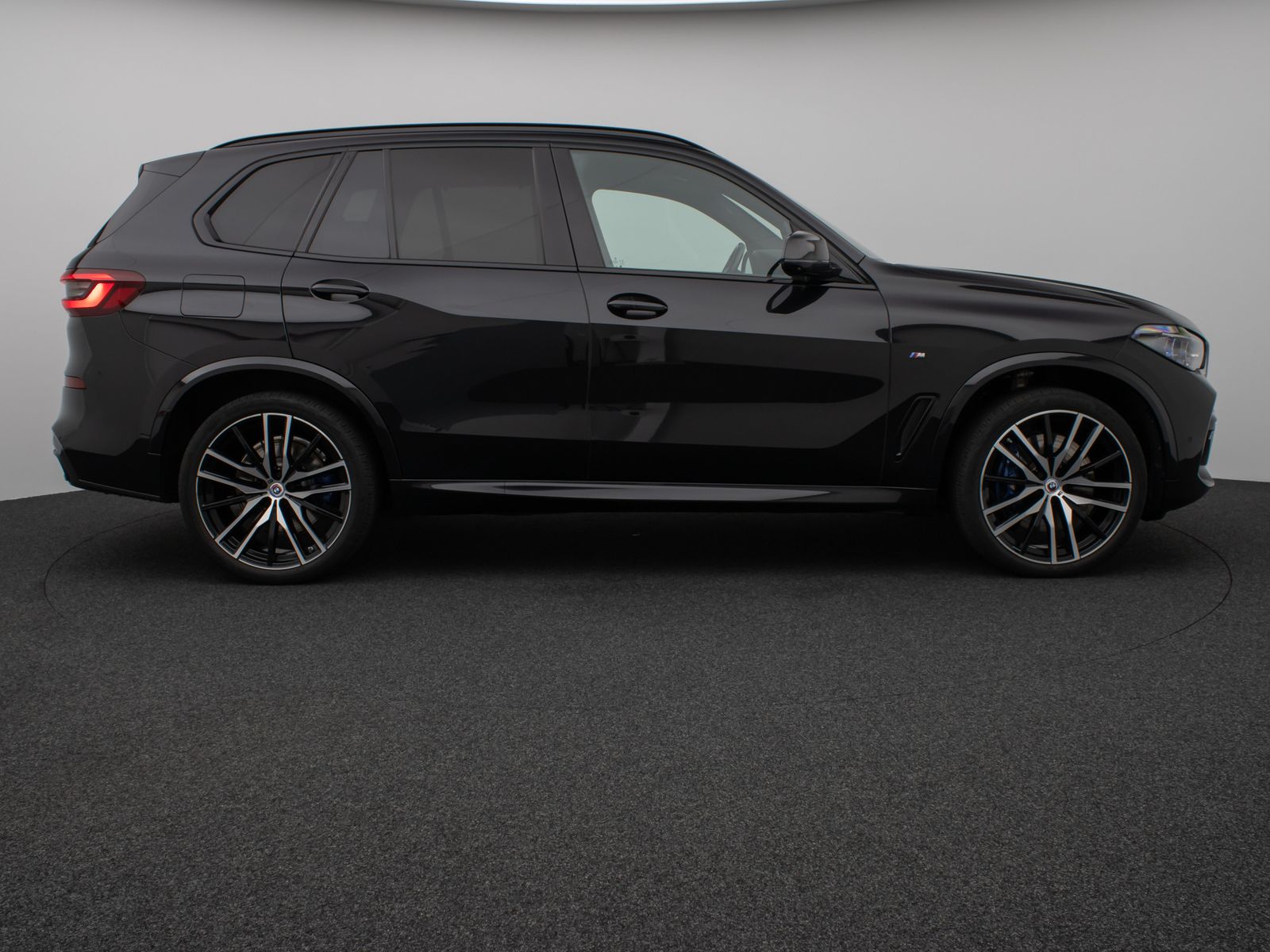 Fahrzeugabbildung BMW X5 xD40d M Sport 360°Laser HUD DAB H/K AHK ACC