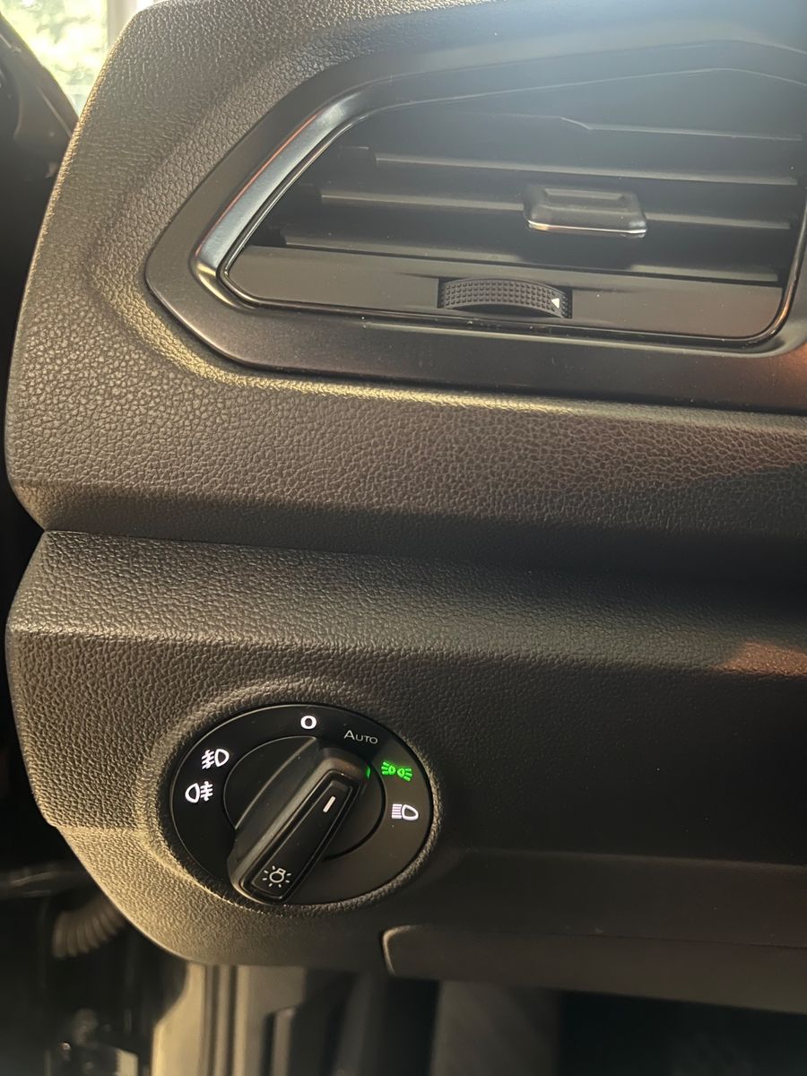Fahrzeugabbildung Volkswagen T-Roc TDI *NAVI* CAR-PLAY *