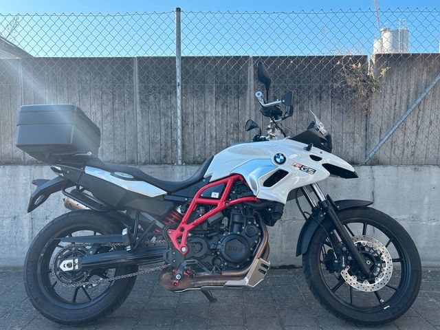 BMW F 700 GS mit Tieferlegung