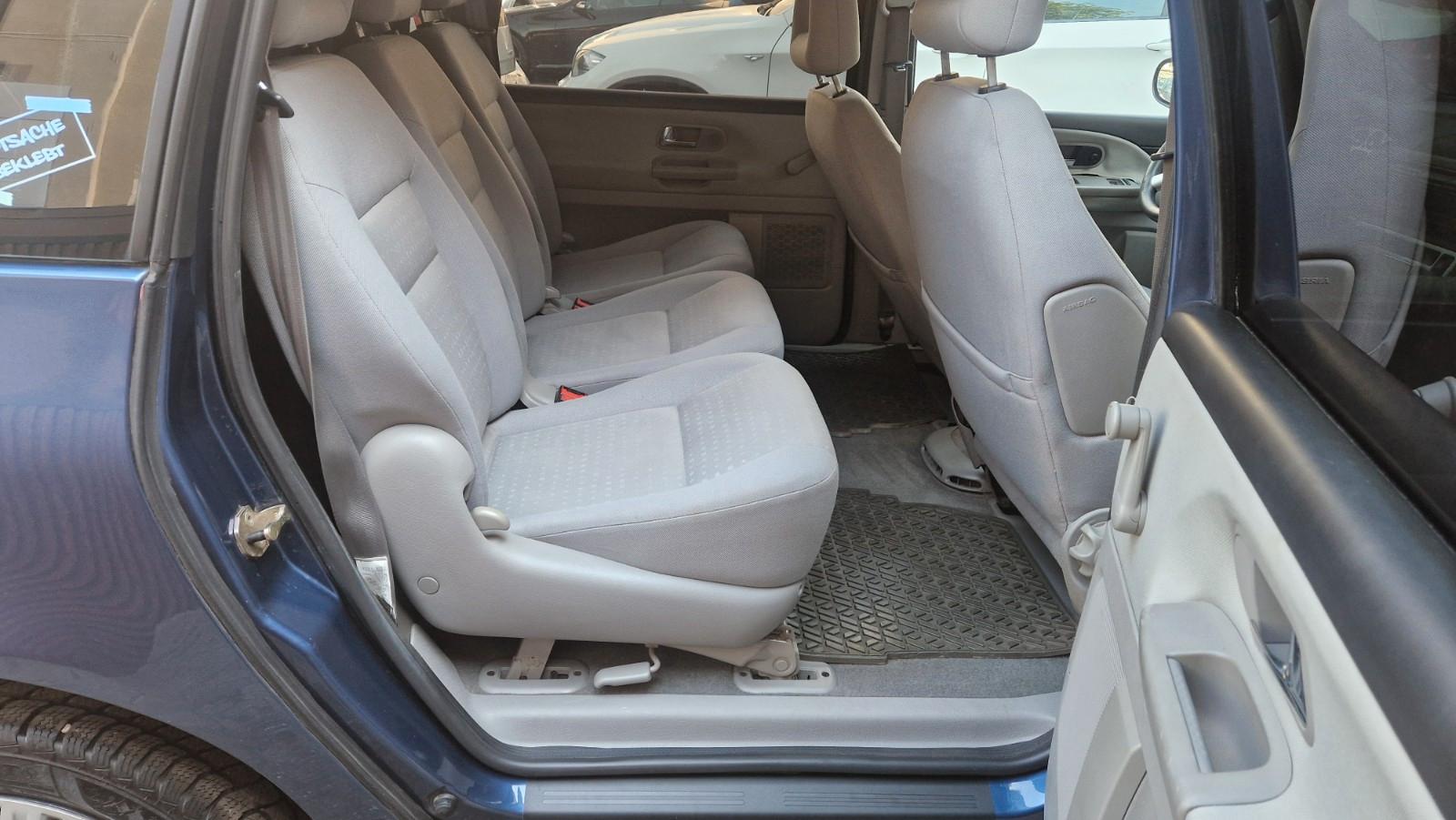 Ford Galaxy 2005 — photo 8