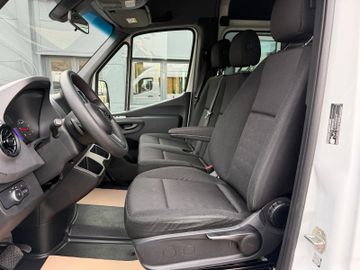 Mercedes Sprinter - 11