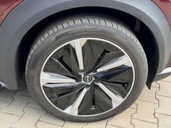 Fahrzeugabbildung Juke N-Design Hybrid 1.6 Leder/8xReifen/Winterpa