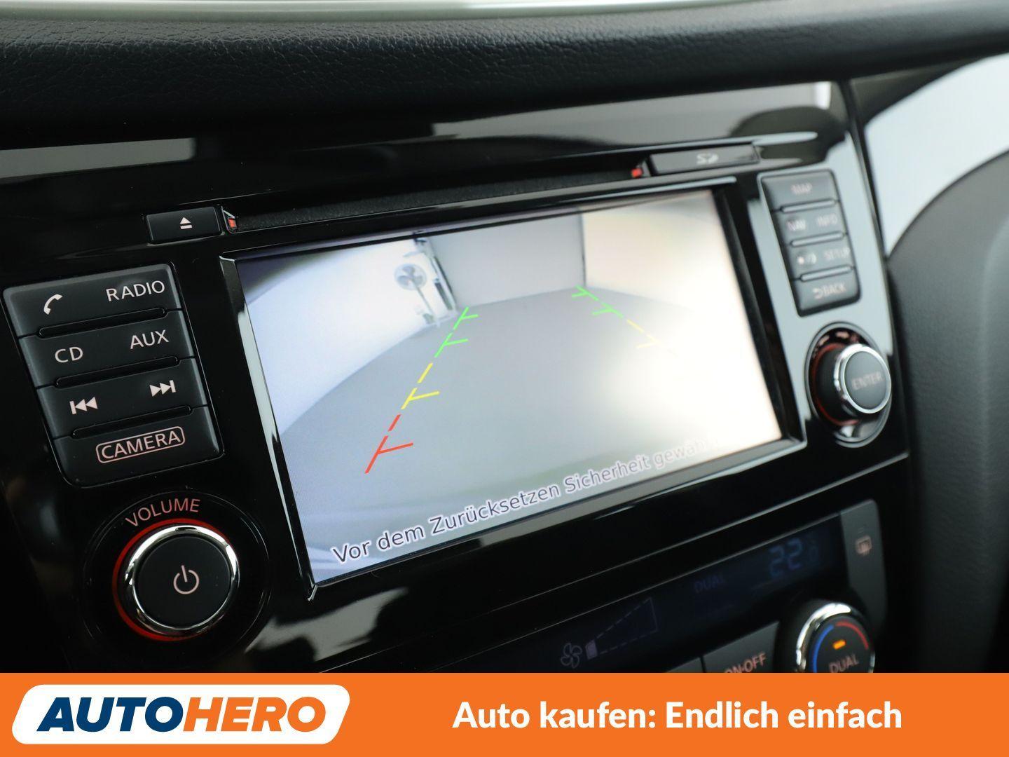 Nissan Qashqai 1.2 Acenta Aut.*NAVI*CAM*SPUR*PDC*SHZ*