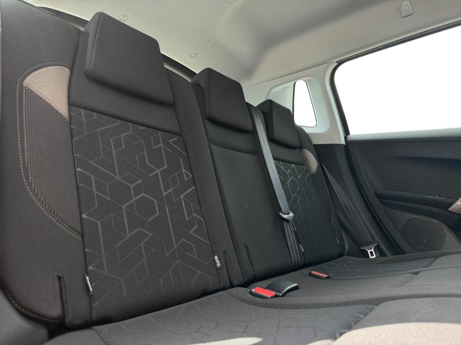 Peugeot 2008 Active *KLIMA*SHZ*PDC*NAVI*TOUCH.*TEMP.*TÜV