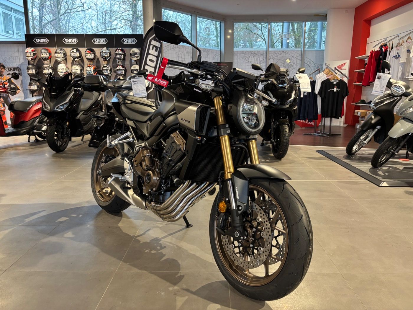 Fahrzeugabbildung Honda CB 650 R E-Clutch 6 Jahre Garantie
