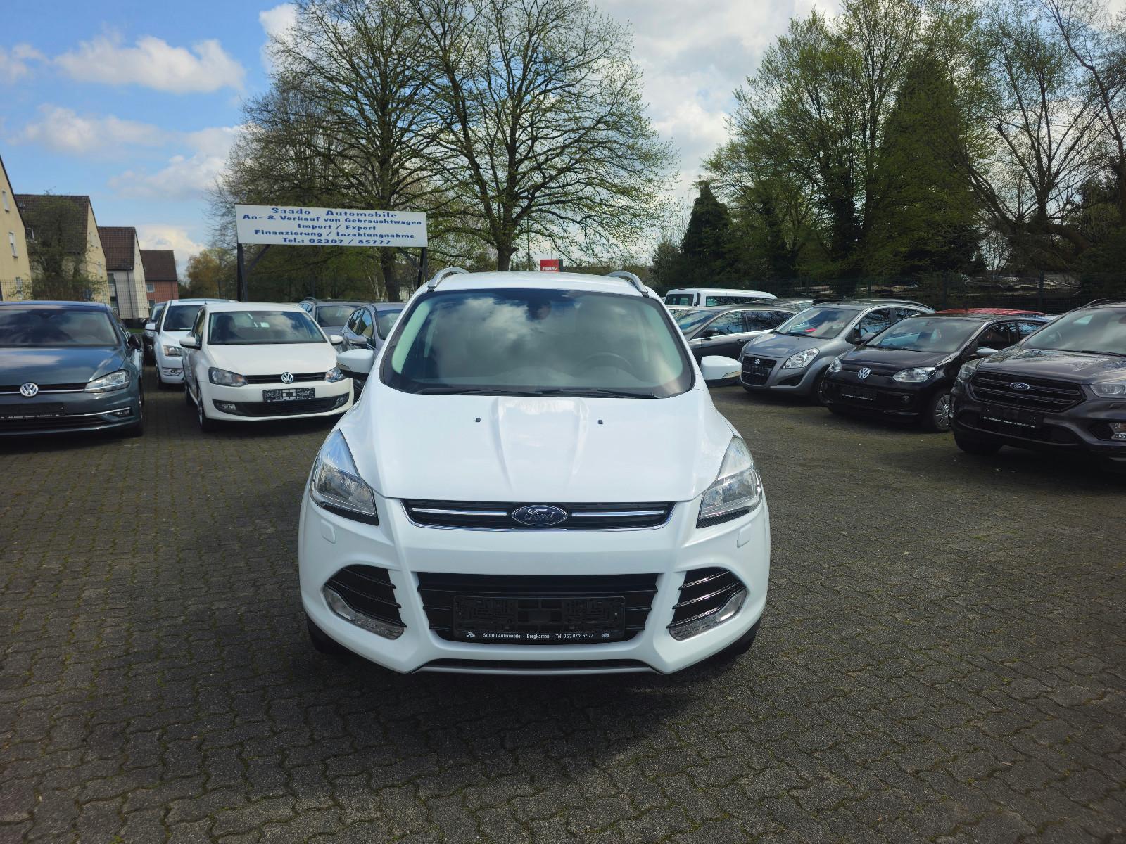 Ford Kuga Titanium Navi*17"Alu*ZahnriemenNeu*