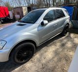 Mercedes-Benz Mercedes ML 350 - Mercedes-Benz ML 350 aus 2009