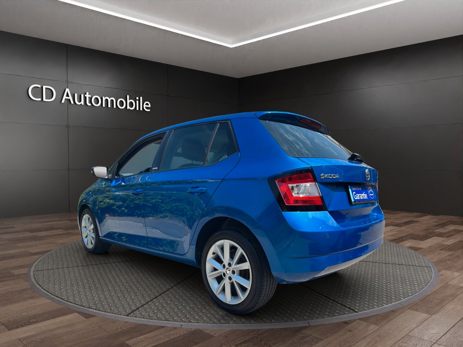 Fahrzeugabbildung SKODA Fabia Joy/NAVI/SHZ/2xPDC/Service Neu !/