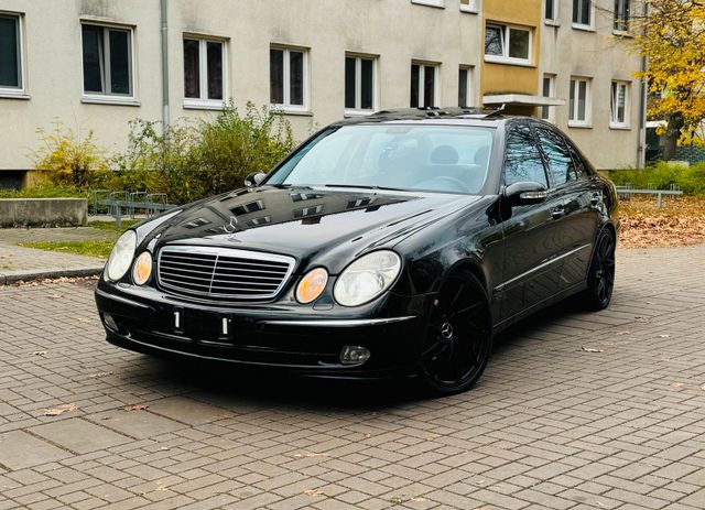 Mercedes-Benz Sonderangebot zum Verkauf: Mercedes E-Klas...