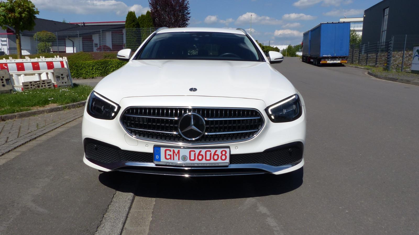 Mercedes-Benz E 300 de T-Modell Avantgarde,AHK,WR,NR