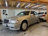 Mercedes-Benz C 200 ELEGANCE W202 /Kein Rost /sehr gepflegt - gebrauchte Mercedes-Benz C 200 aus dem Jahr 1999