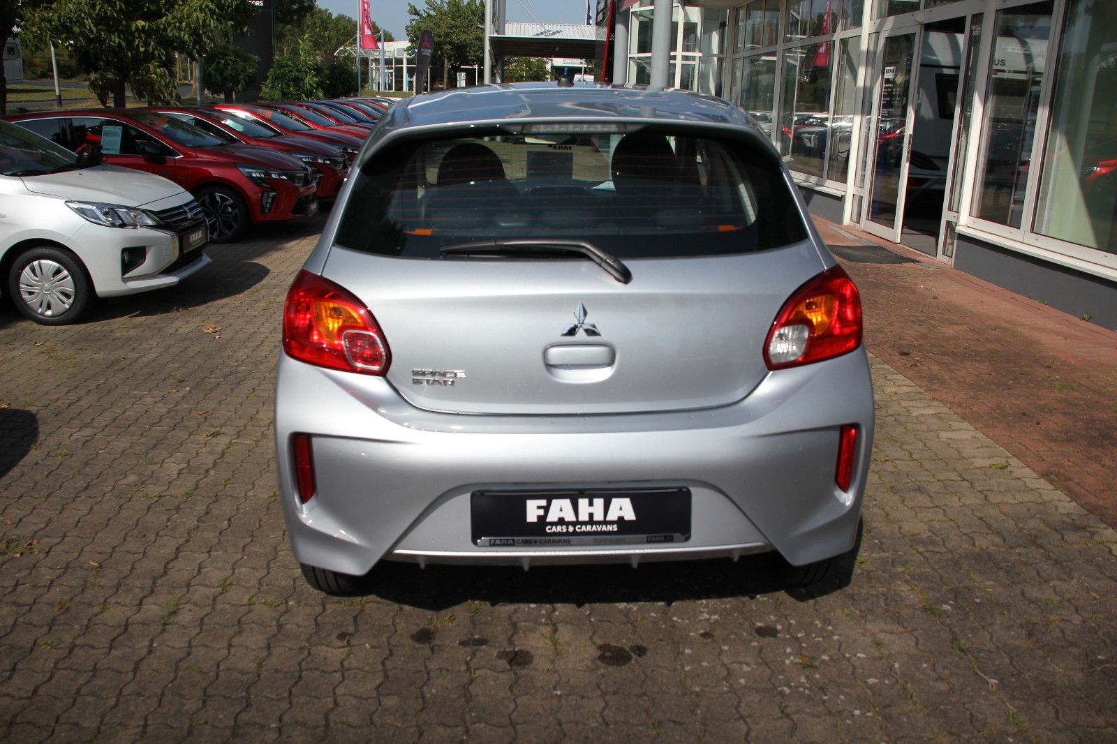 Fahrzeugabbildung Mitsubishi Space Star Select