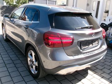 Mercedes GLA 180 - 6