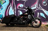 Harley-Davidson Street Glide FLHXS - HARLEY-DAVIDSON STREET GLIDE FLHX
