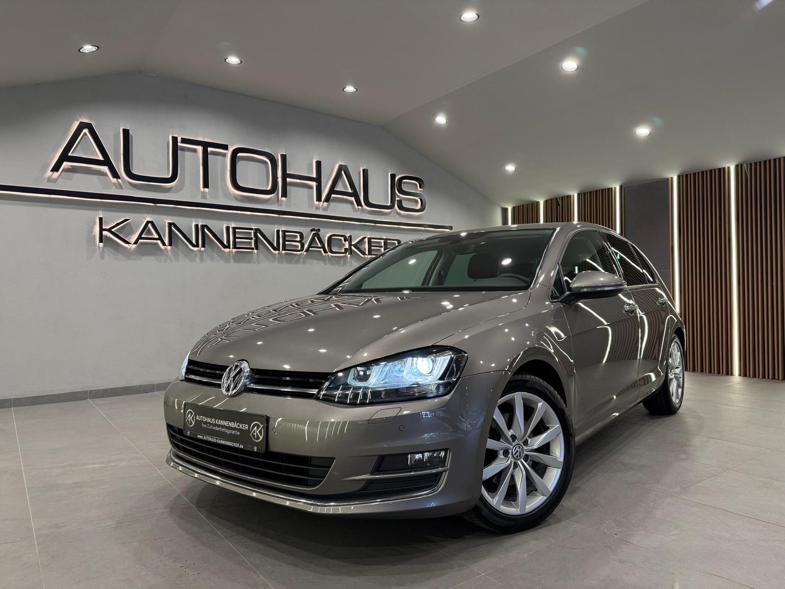 Volkswagen Golf VII Lim. Highline*BI XENON*MASSAGE*NAVI*