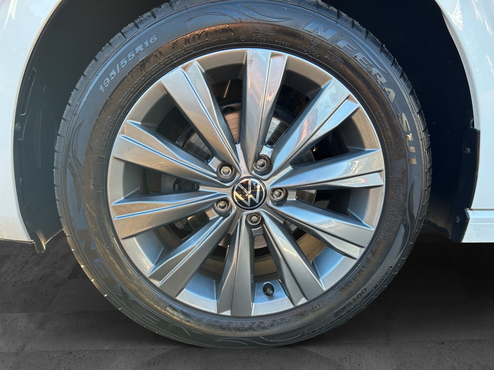 Fahrzeugabbildung Volkswagen Polo Highline TSI DSG LED ACC SH PDC Climatronic