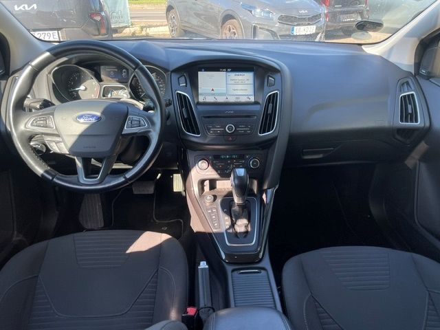 Fahrzeugabbildung Ford Focus Zahnriemen NEU Klimaautomatik Navi SHZ AHK