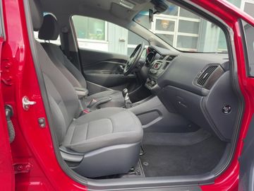 Kia Rio 1.4 CVVT SPIRIT 109PS SCHALTGETRIEBE