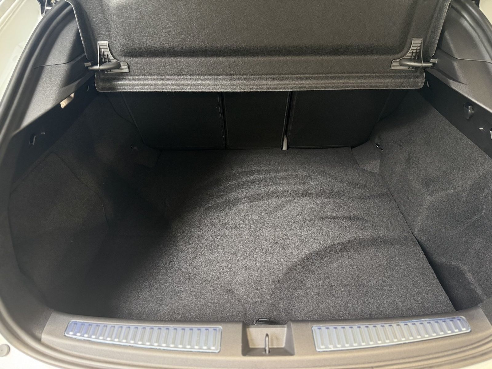 Renault Rafale - Bild 14