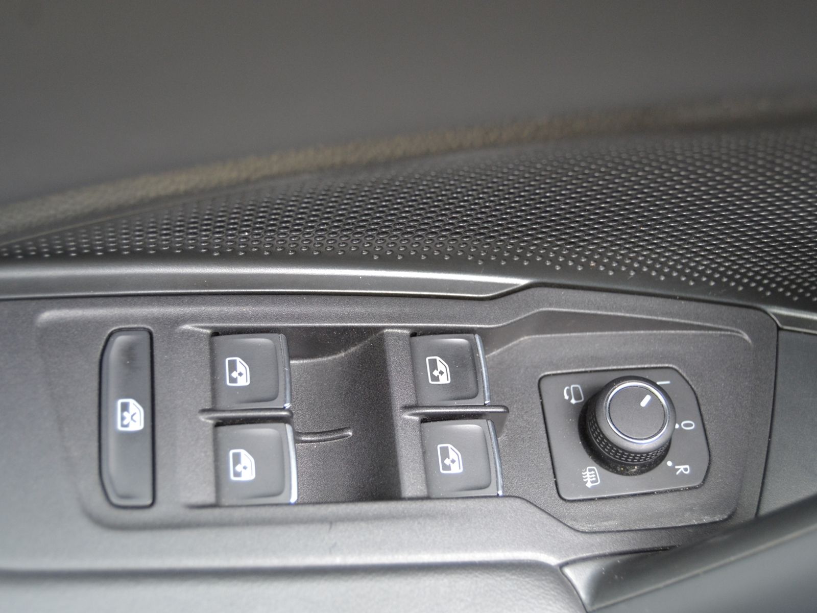 Tiguan 2.0 TDI DSG Goal PLUS-PAKET/AHK/HD-MATRIX