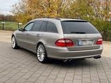 Mercedes-Benz Mercedes E320 4Matic TÜV NEU! Traumzustand... - Mercedes-Benz E 320 in Dortmund