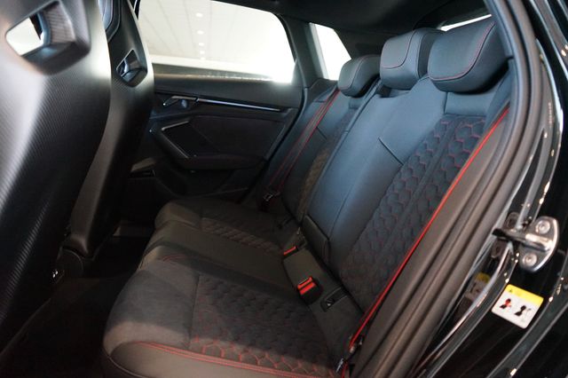 Audi RS3 Sportback | Schalensitze | Carbon | Keramik