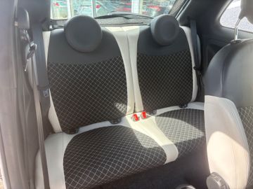 Fahrzeugabbildung Fiat 500 Star Navi Klimaautomatik PDC SHZ uvm.