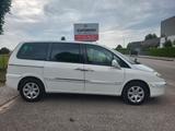 Peugeot 807 2.2 HDi 170CV - Peugeot 807 7-Sitzer