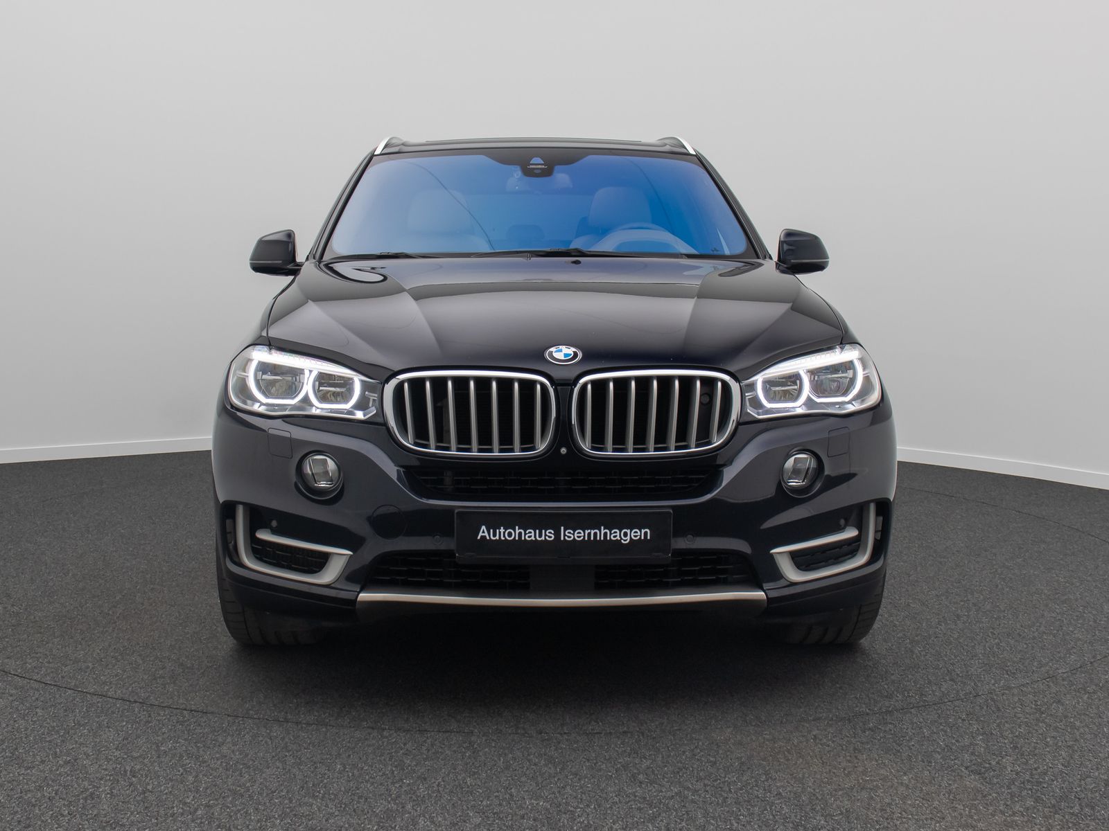 Fahrzeugabbildung BMW X5 xD50i ACC 360°Memory B&O NighVis DAB 20" Voll
