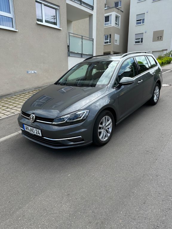 Image of Volkswagen Golf
