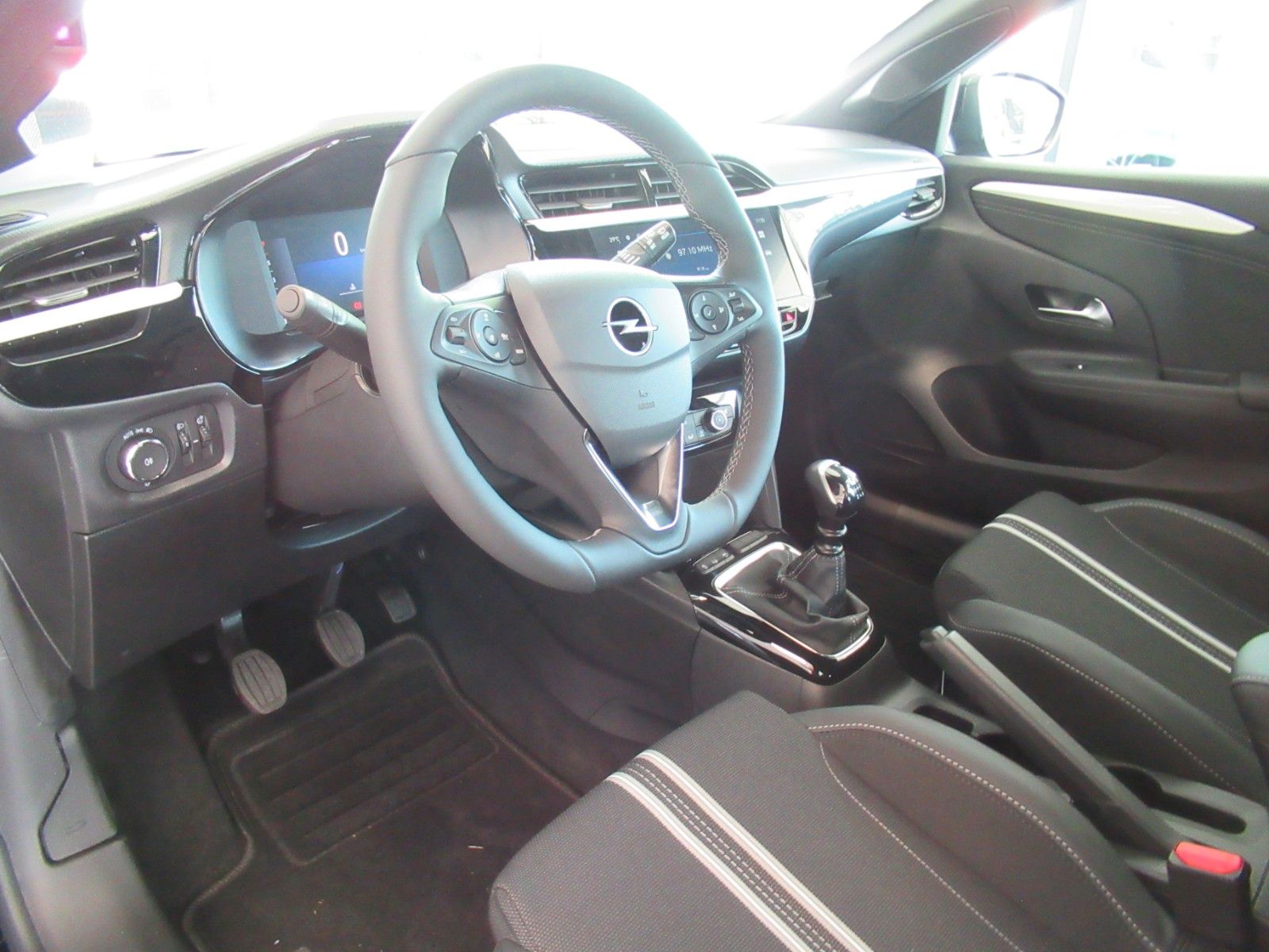 Opel Corsa - Bild 8