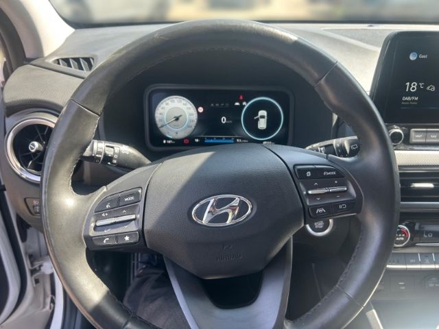 Fahrzeugabbildung Hyundai KONA Edition 30+ 2WD Navi Soundsystem LED Apple
