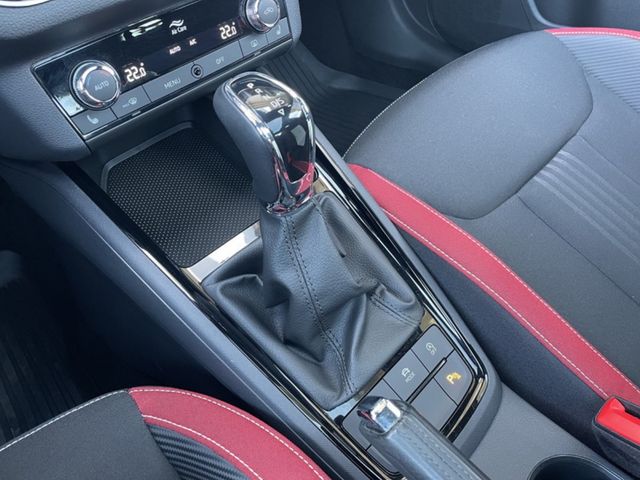 Skoda Kamiq 1.5 TSI DSG Monte Carlo KLIMAAUTOMATIK ALU