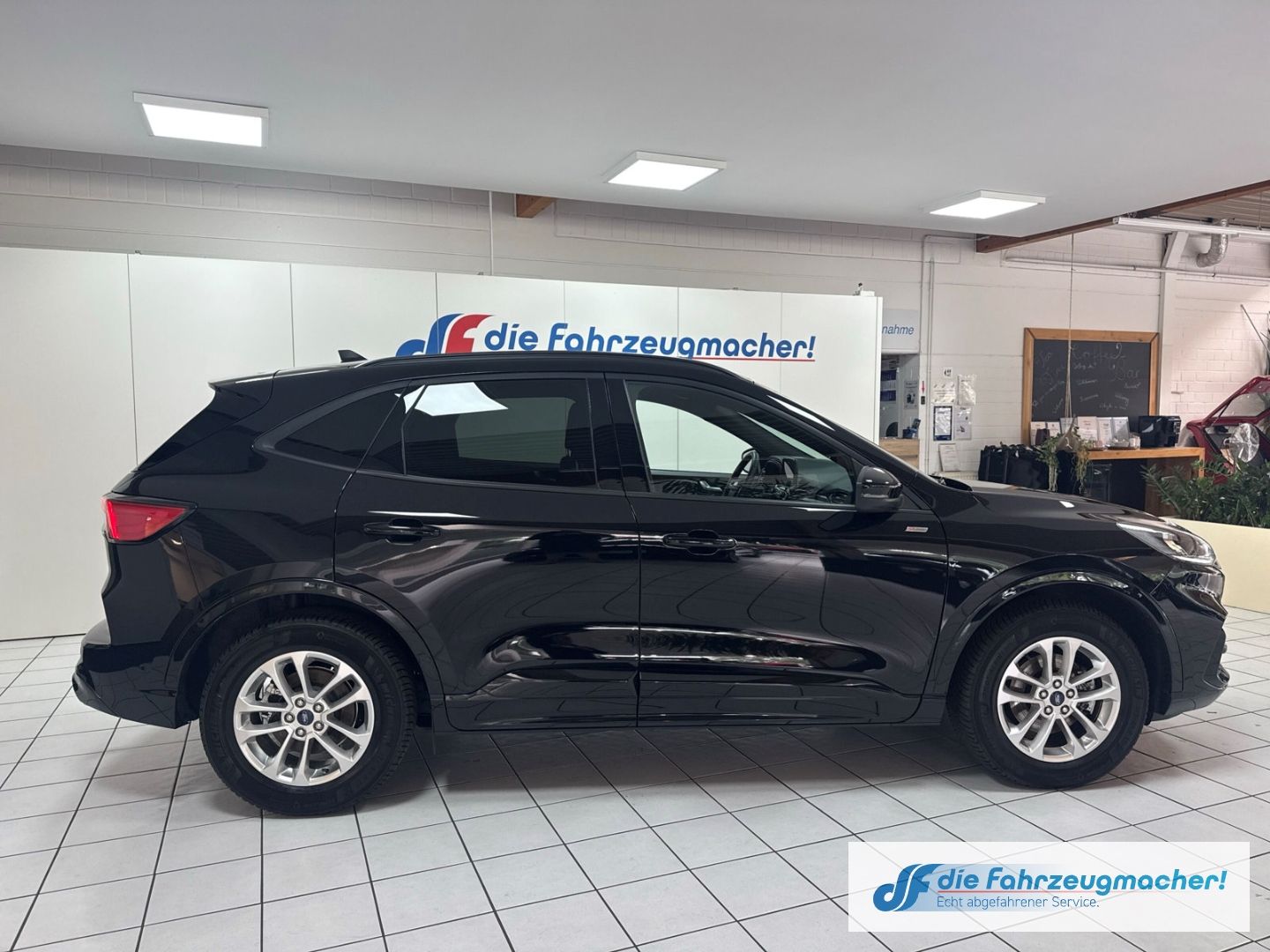 Fahrzeugabbildung Ford Kuga ST-Line 2.0 Navi Digitales Cockpit LED Blen