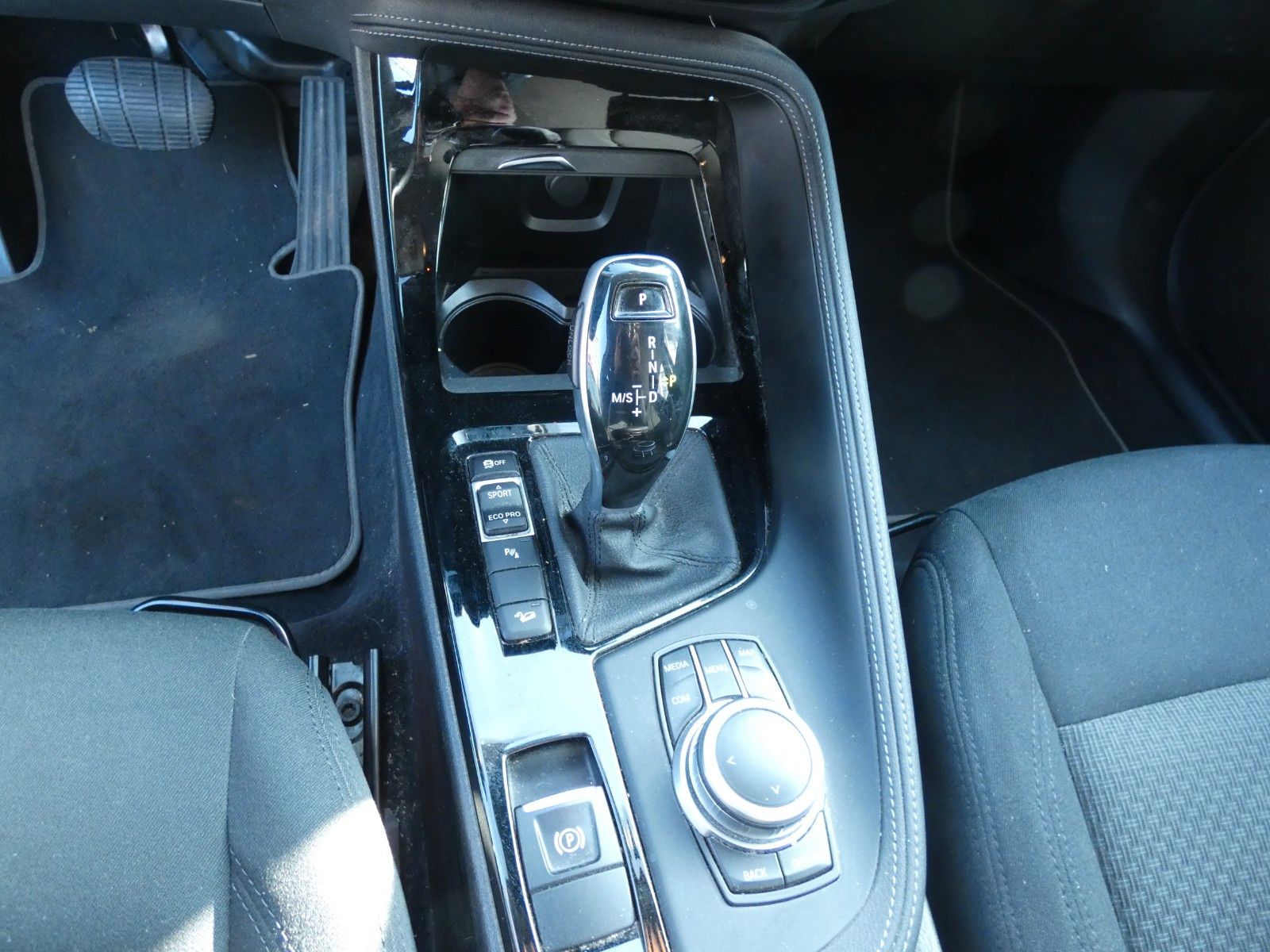 BMW X2 Baureihe X2 xDrive 25 d Advantage foto 13