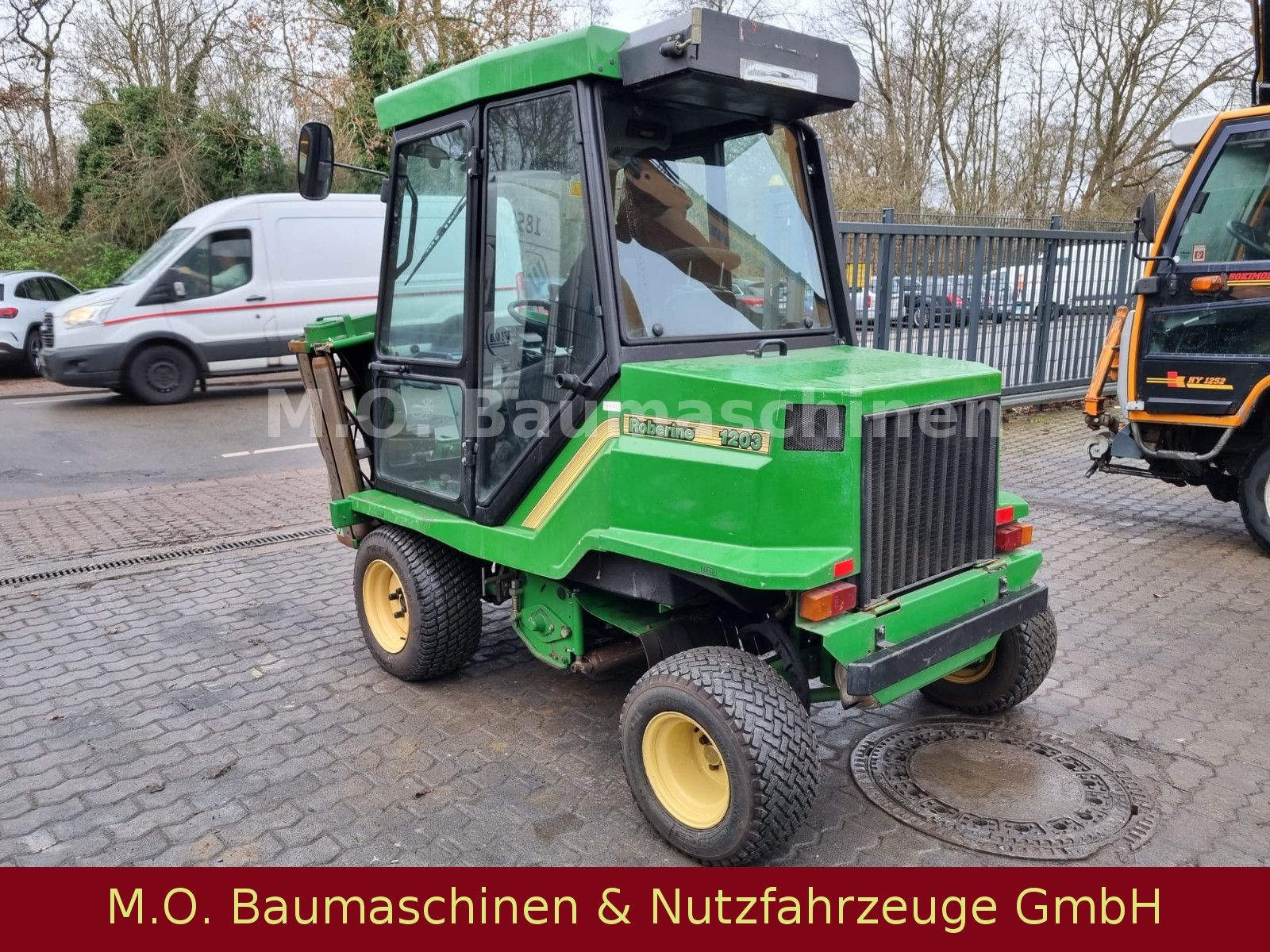 Fahrzeugabbildung John Deere Roberine 1203