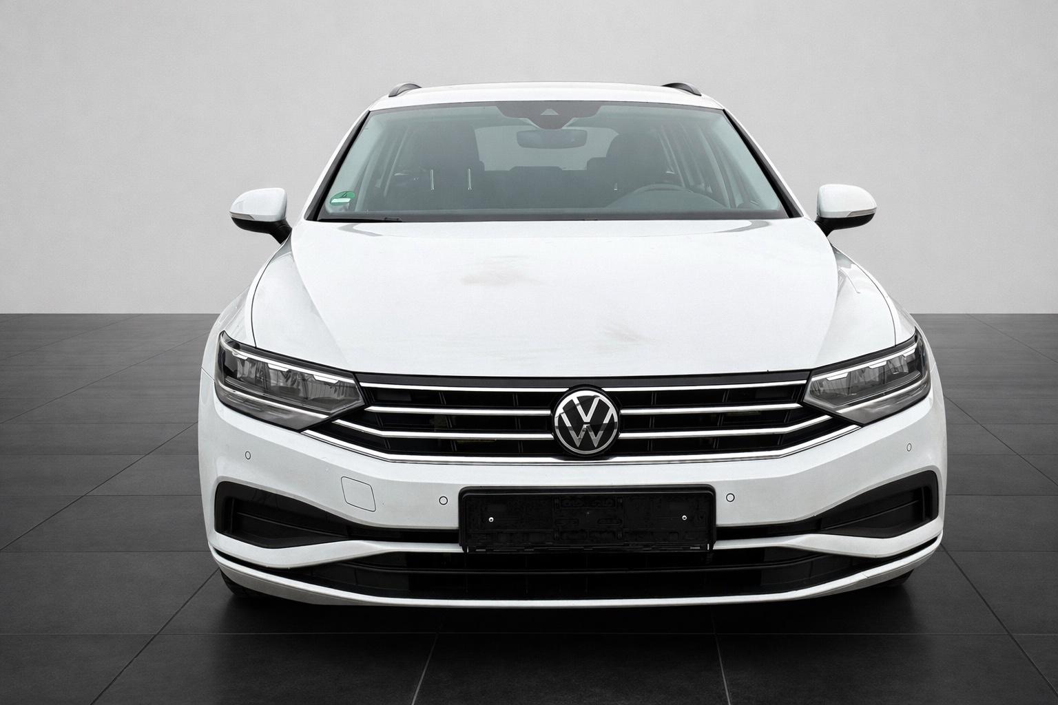 Volkswagen Passat Variant 2,0 TDI DSG Business KAMERA,AHK