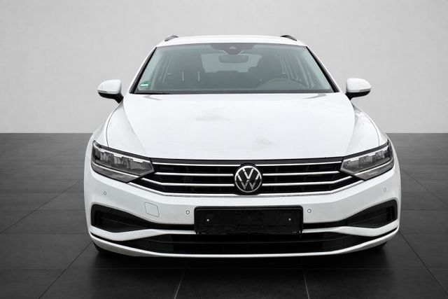 VW Passat Variant 2,0 TDI DSG Business KAMERA,AHK