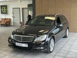 Mercedes-Benz C 220 CDI *DesignoLeder*el.Heckkl*NAVI*el.Sitze* - Mercedes-Benz C 220 aus 2012 mit Diesel-Antrieb: Kombi