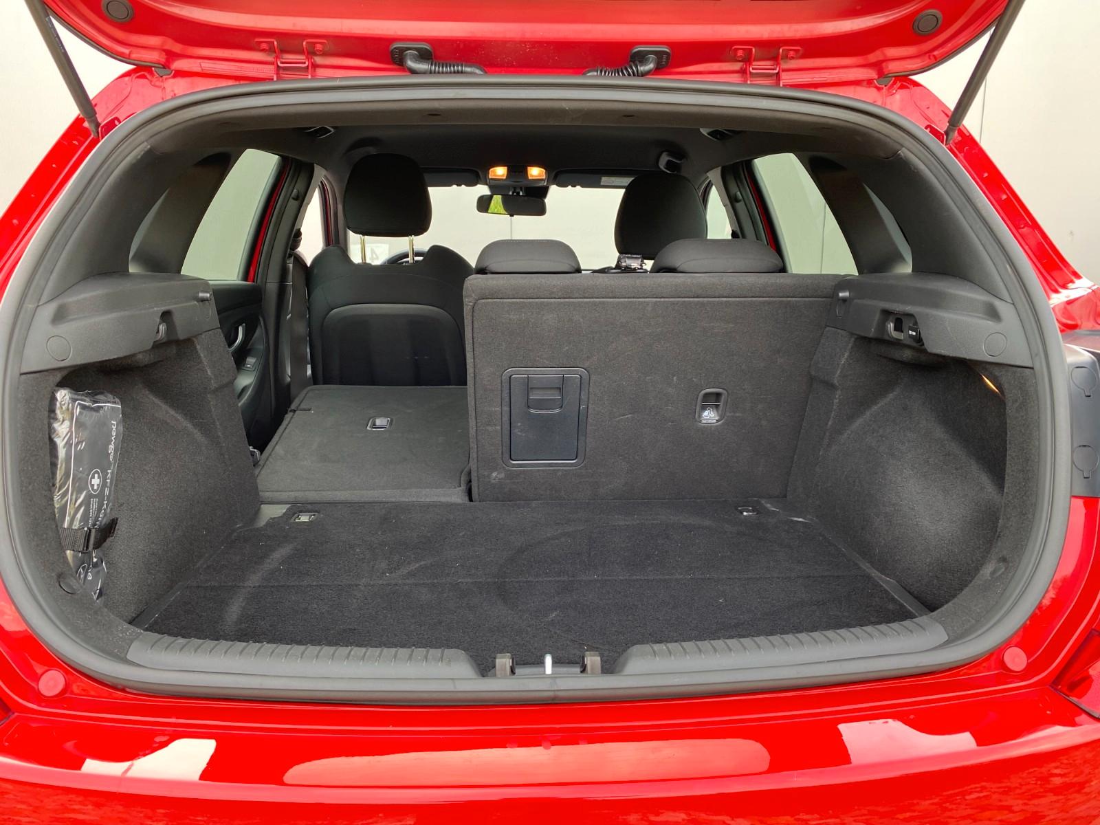 Hyundai i30 N LINE CAR PLAY SITZ-LENKRAD-HZG SCHECKHEFT