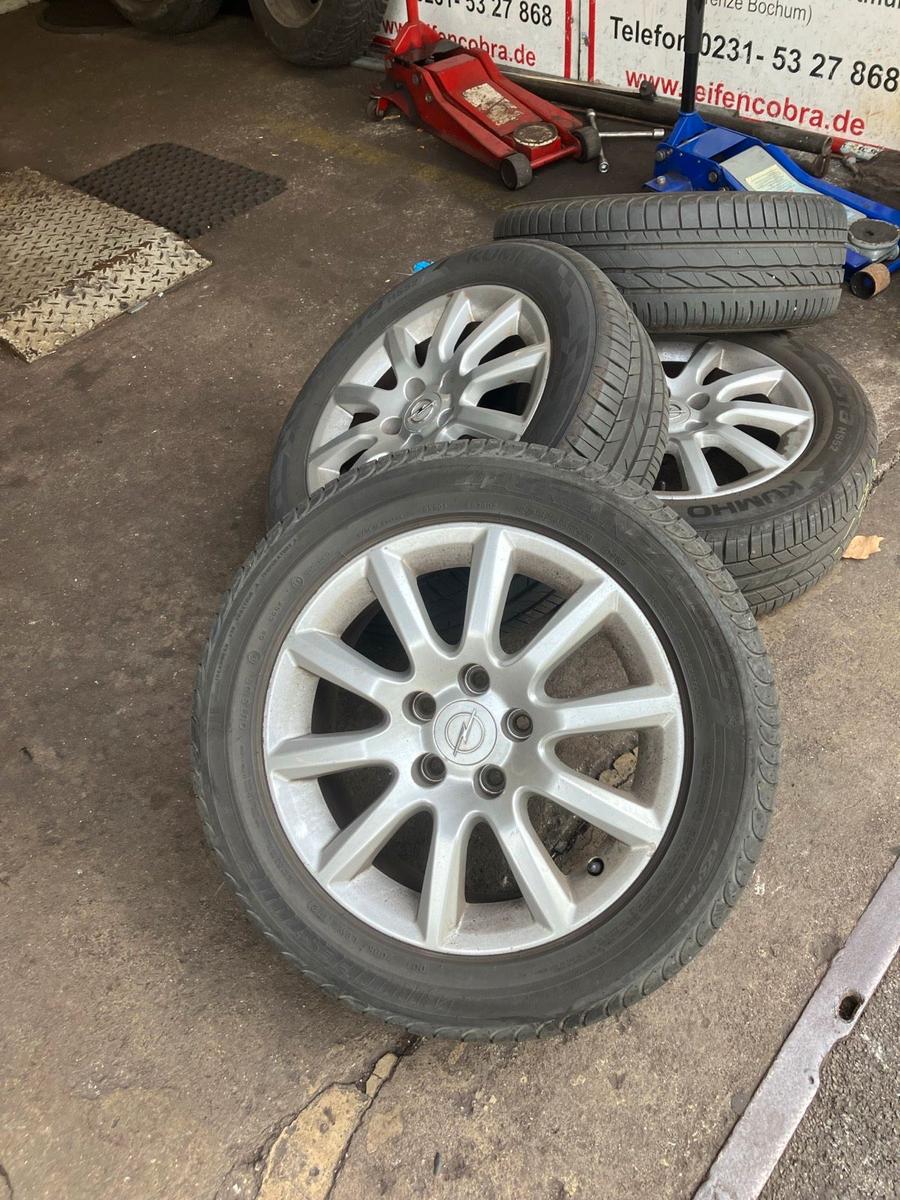 Opel Astra 2008 — photo 7