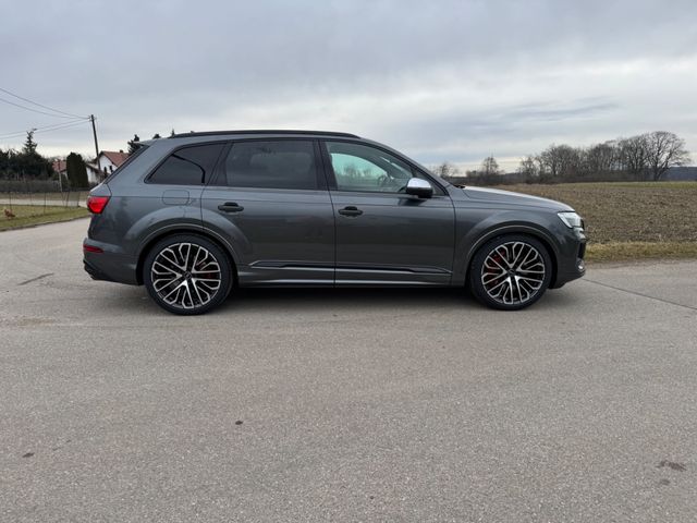 Audi SQ7 4.0 TFSI quattro 7 Sitze