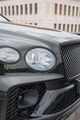 Bentley Bentayga 4.0 V8 EWB Azure 4WD Autom. Azure - Bentley Bentayga aus 2023