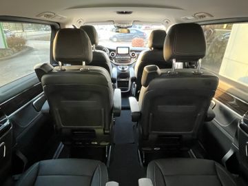 Mercedes V 220 - 4
