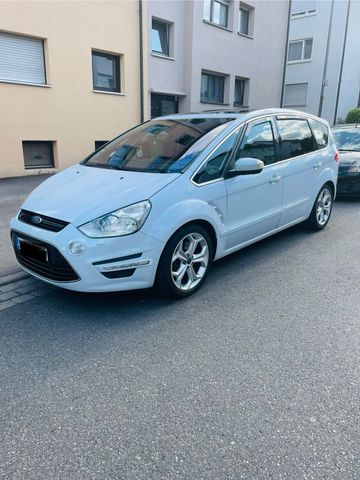 Ford S-Max 2.0 Benzin 203ps Tausch möglich...