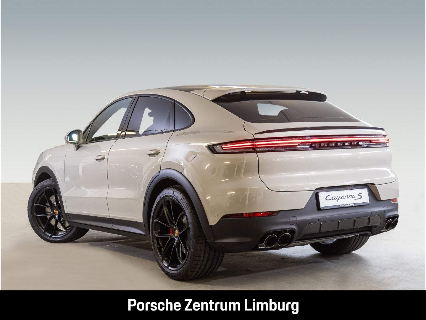Porsche Cayenne S Coupe BOSE Luftfederung InnoDrive LED imagem 3